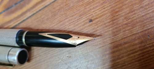 Vintage Sheaffer Sterling Silver Fountain Pen