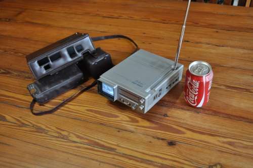 Vintage Broksonic Mini TV With FA AM Radio