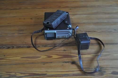 Vintage Broksonic Mini TV With FA AM Radio