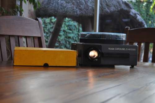 Vintage Kodak Slide Projector Takes 80 Slides