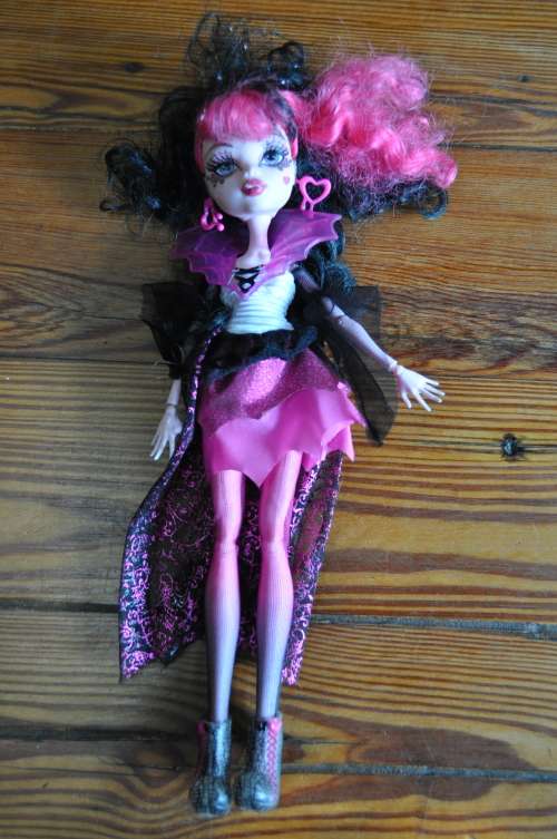 Monster High Ghouls Rule Draculaura Doll