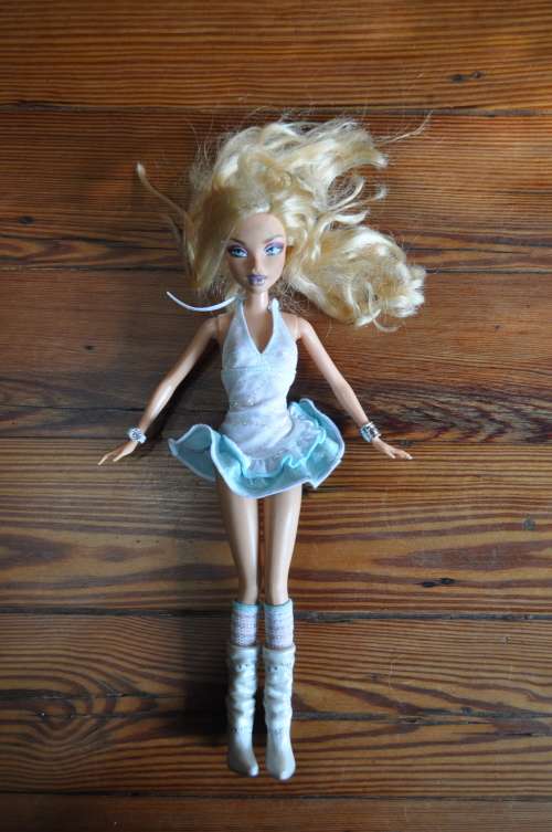 Barbie Doll  My Scene Kennedy Doll