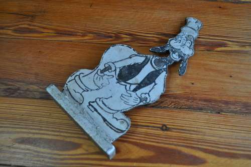 Vintage Steel Goofy Stand