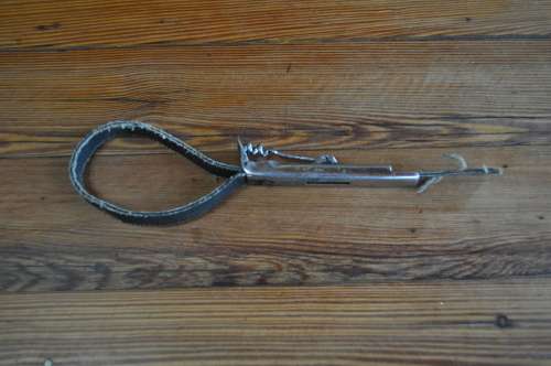 Vintage Bottle and Jar Opener
