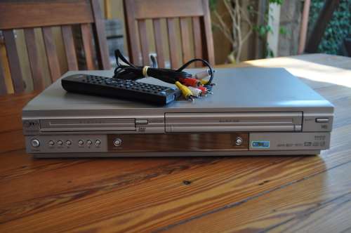 LG DVD Player And VHS Video Cassette Combo Player With Remote