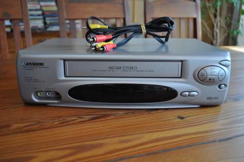Sansui Stereo VHS Video Cassette Player