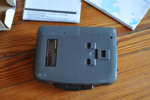 Vintage Aiwa Walkman Radio (selling as is)