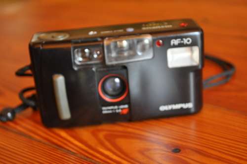 Olympus AF-10 35mm Film Camera (flash not working)
