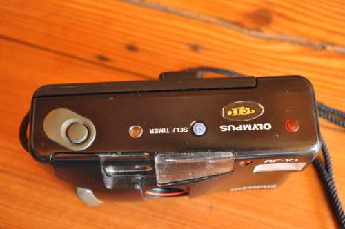 Olympus AF-10 35mm Film Camera (flash not working)