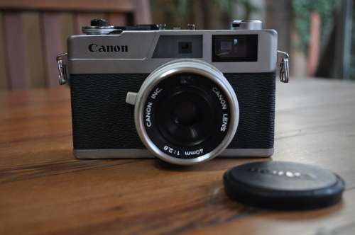Vintage Canon Canonet 28 Film Camera Lens 40mm
