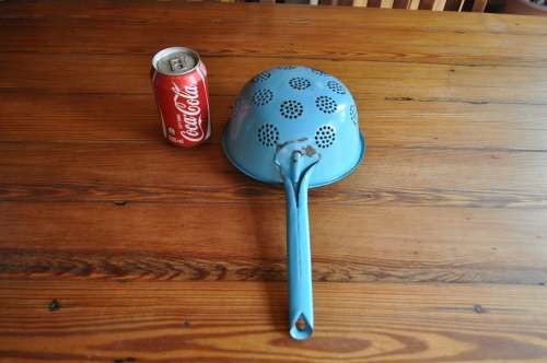 Vintage Blue Strainer Colander With Handel