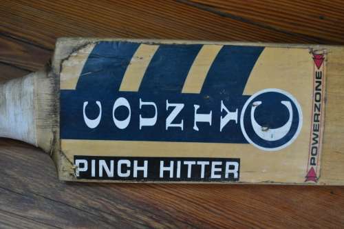County Pinch Hitter Old School Cricket Bat