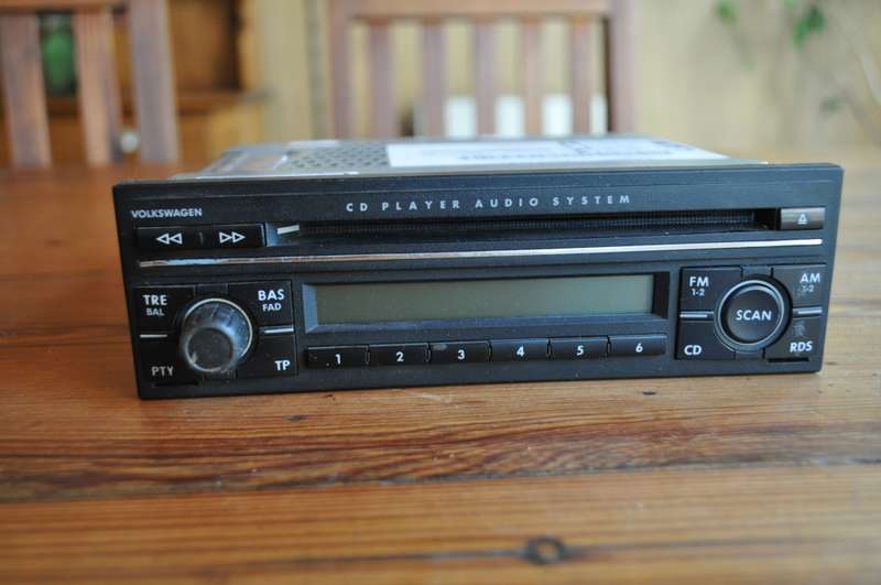 Volkswagen Front Load Car CD Player Not Tested
