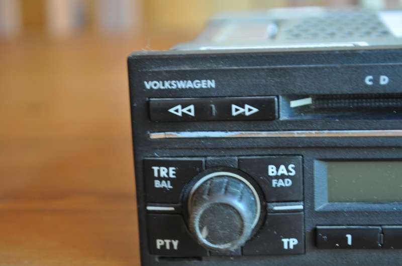 Volkswagen Front Load Car CD Player Not Tested