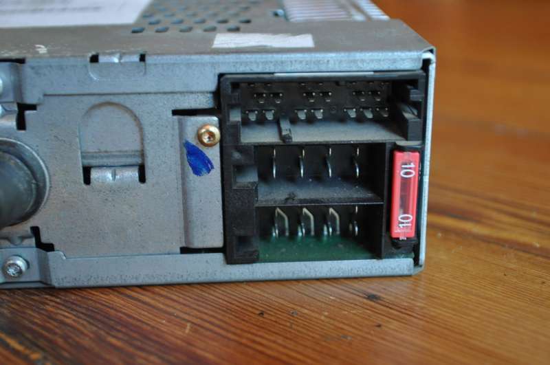 Volkswagen Front Load Car CD Player Not Tested
