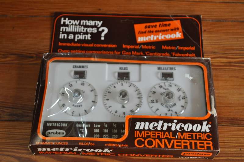 Vintage Metricook Kitchen Converter
