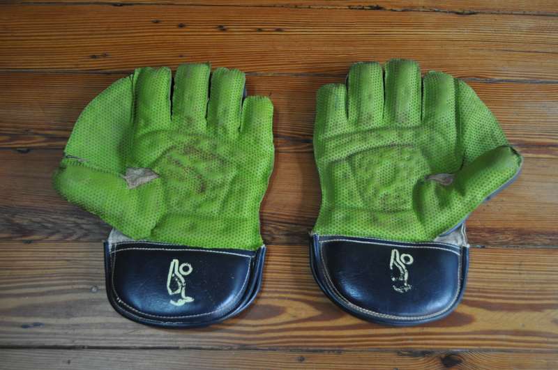 Adult Kookaburra Wicket Keeper Gloves