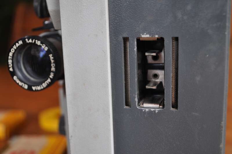 Vintage Eumig Mark-S 709 8mm Film Projector (please read)