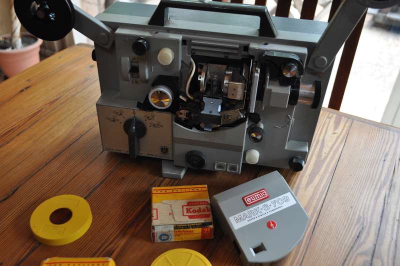 Vintage Eumig Mark-S 709 8mm Film Projector (please read)