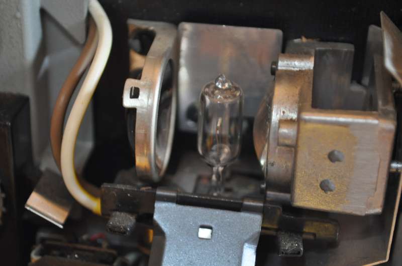 Vintage Eumig Mark-S 709 8mm Film Projector (please read)