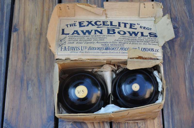 Vintage Lawn Bowls Collectors Item