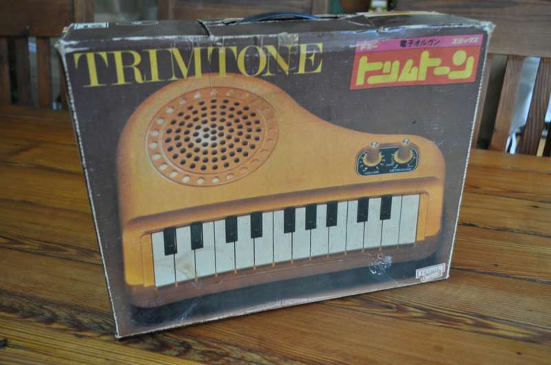 Vintage 1980s Trimtone Symphonic Keyboard (selling as is)