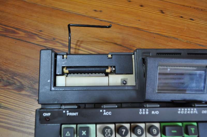 Vintage Olivetti Logos 41 Printing Calculator (selling as is)