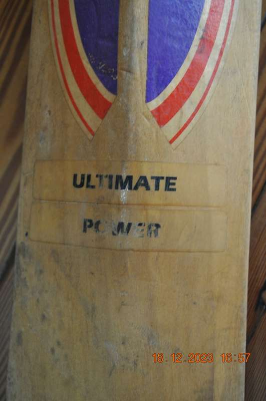 Gray Nicolls Ultimate 500 Old School Cricket Bat