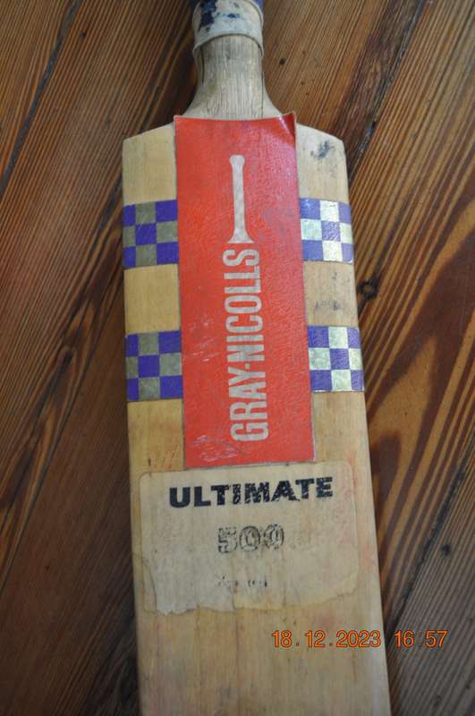 Gray Nicolls Ultimate 500 Old School Cricket Bat