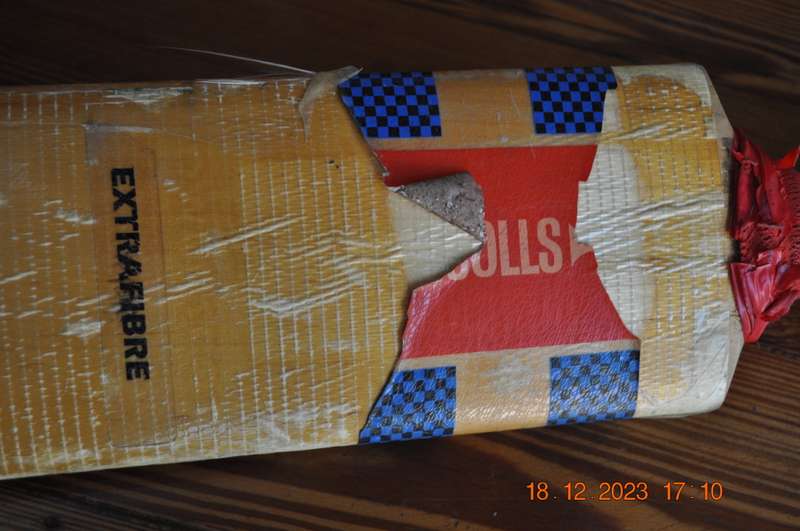 Gray Nicolls Extrafibre Old School Cricket Bat