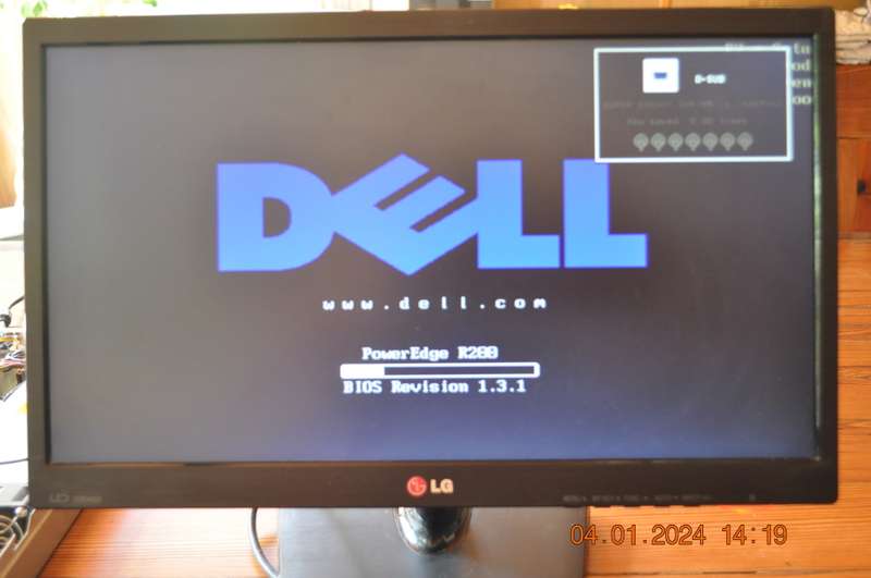 Dell PowerEdge R200 Server 2.4Ghz (no hd)