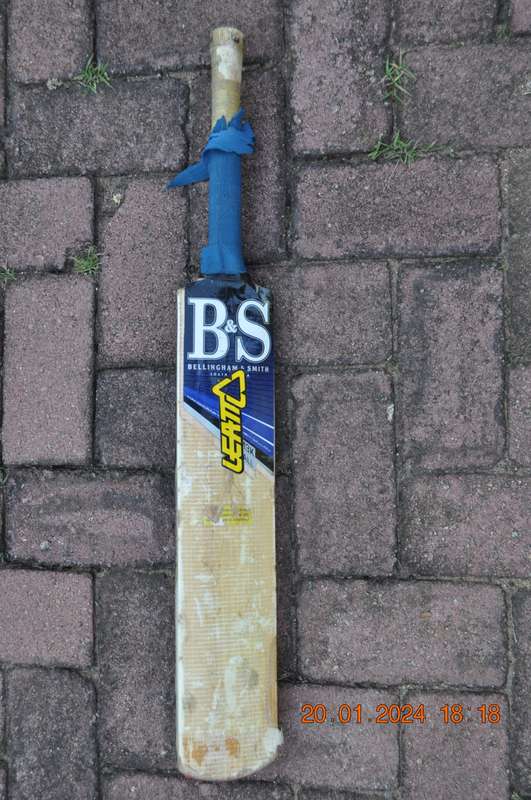 Junior Cricket Kit