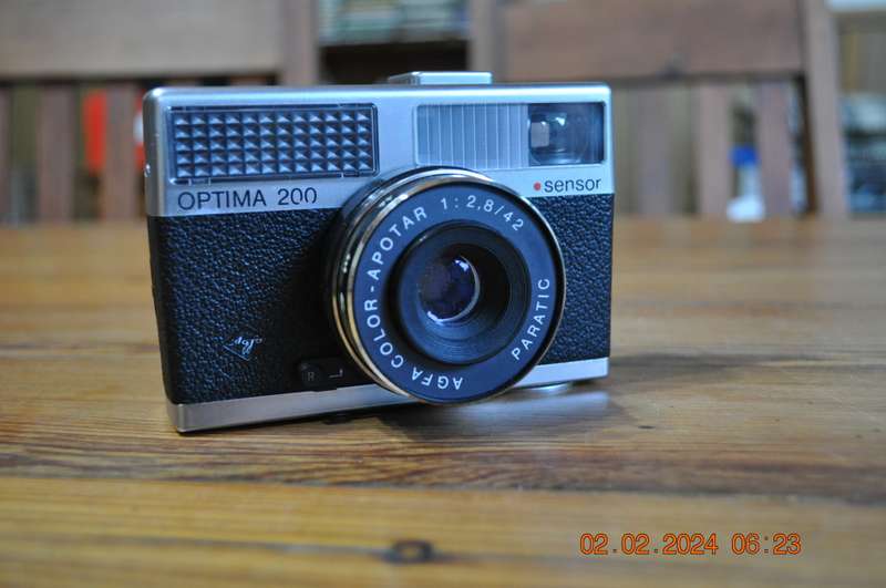 Agfa Optima 200 Sensor 35mm Film Camera R750