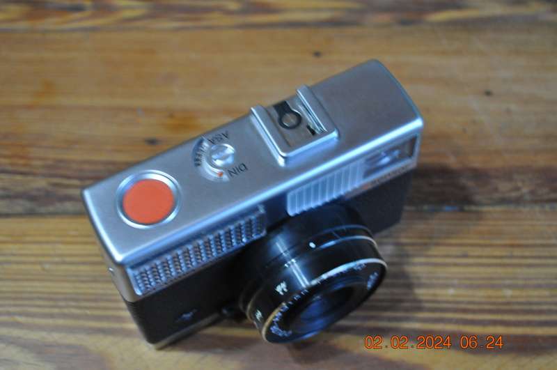 Agfa Optima 200 Sensor 35mm Film Camera R750