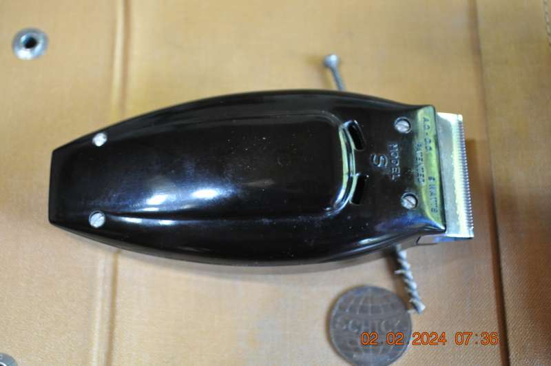 Vintage 1940s Schick Electric Shaver (not working)