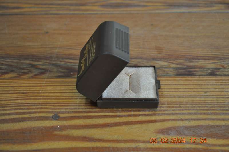 Vintage Mervis Brothers Jewelers Ring Box