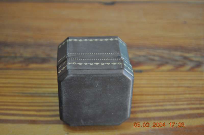 Browns The Diamond Store Chain Or Pendent Box