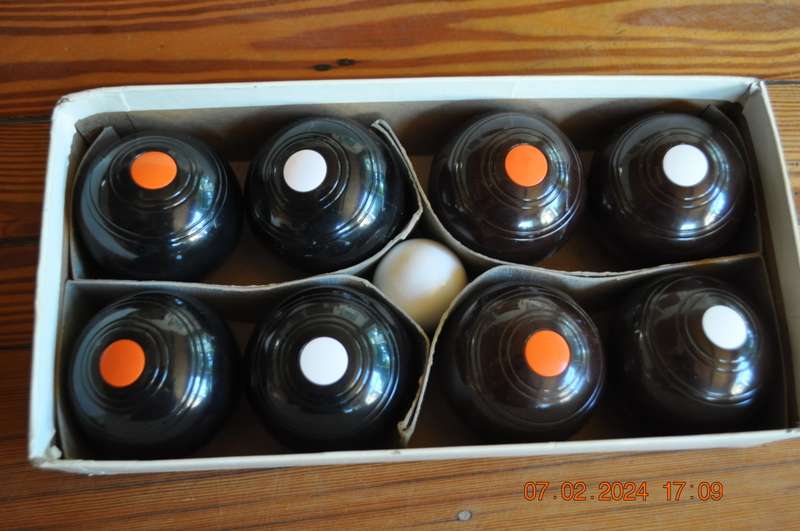 Vintage Henselite Carpet Bowls Size 2 With Jack