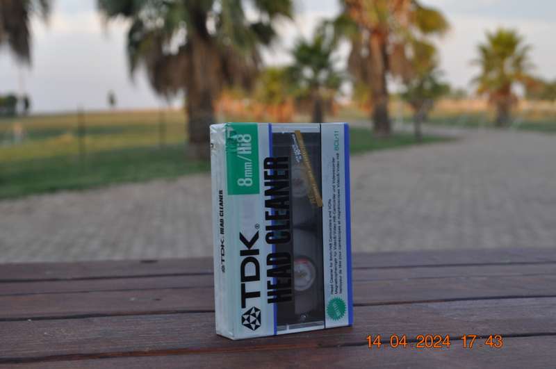TDK Head Cleaner For 8mm and Hi8 Camcorders (new)