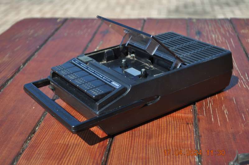 Vintage Sanyo Cassette Recorder