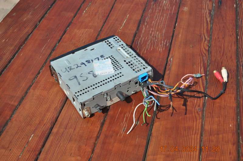 Vintage Phillips Cassette Stereo Car Radio