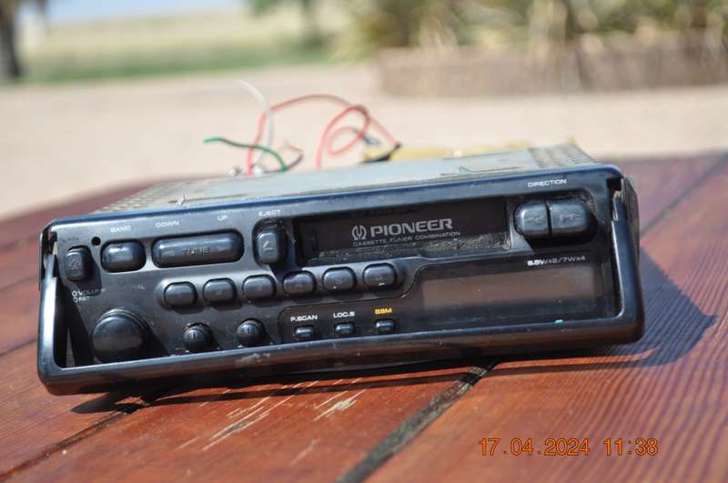 Vintage Pioneer Cassette Stereo Car Radio