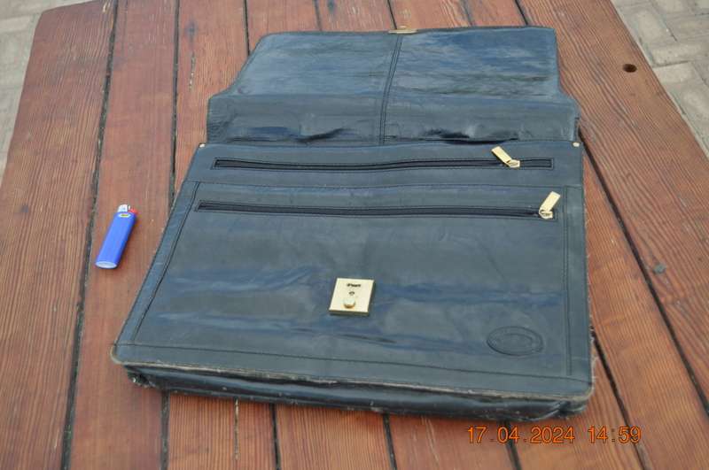 Vintage Leather Innovations Carry Bag