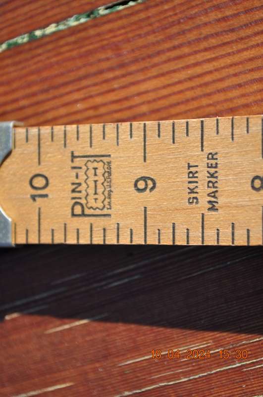 Vintage Pin It Skirt Maker