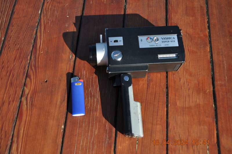 Vintage Yashica Super 8mm Film Movie Camera