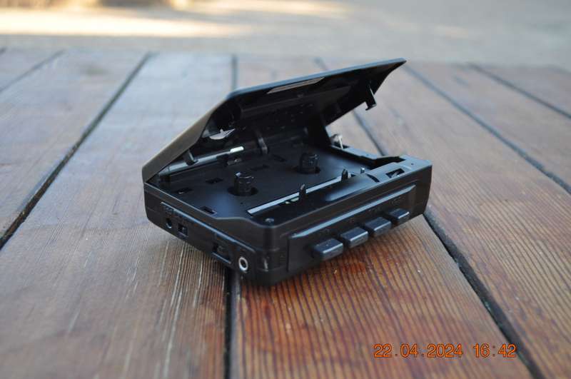 Vintage Aiwa Walkman Cassette Player