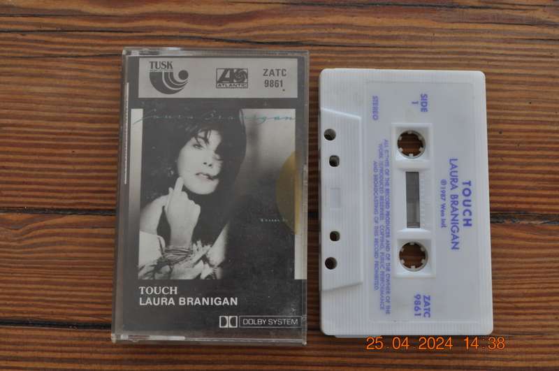 Laura Branigan - Touch (Cassette)