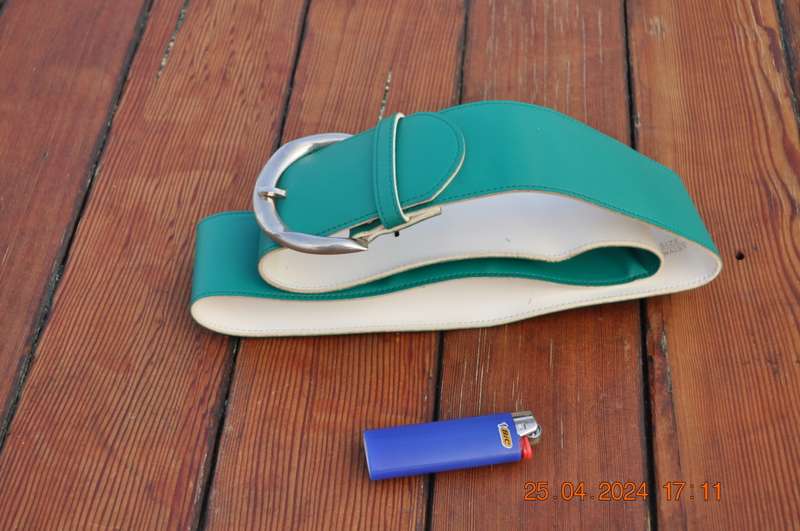 Vintage 1980s Womans Belt