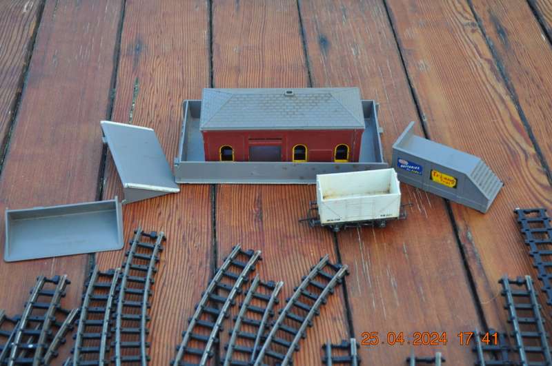 Vintage Triang Railway Train Tracks Plus Extras