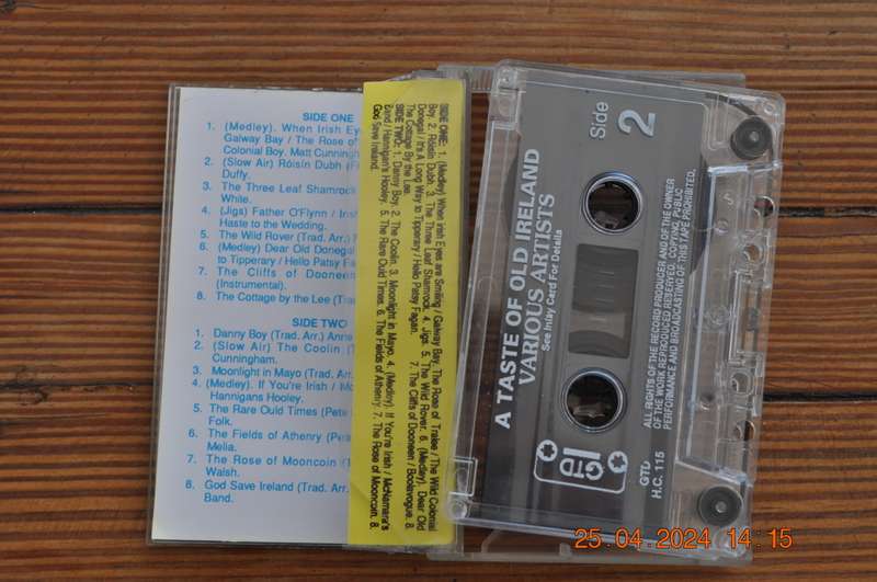 A Taste Of Old Ireland (Cassette)